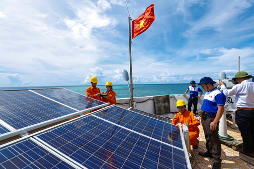 EVN-SPC-invests-in-solar-power-plant-on-Vietnams-Côn-Đảo-Island