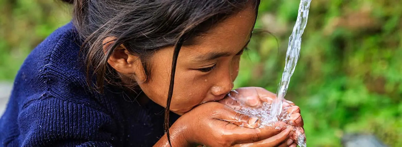 Using_sunlight_to_clean_water_Featured_Image-1
