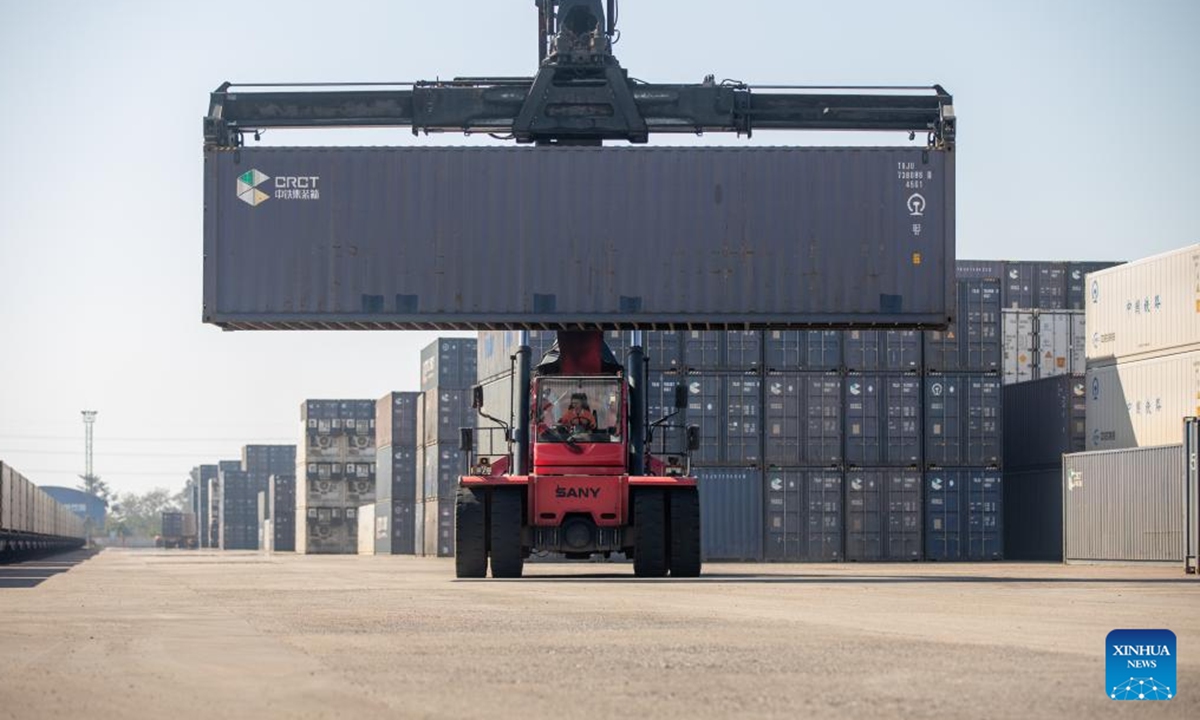 9edd6b8e-e26f-48fc-b56e-e23a67c44c03