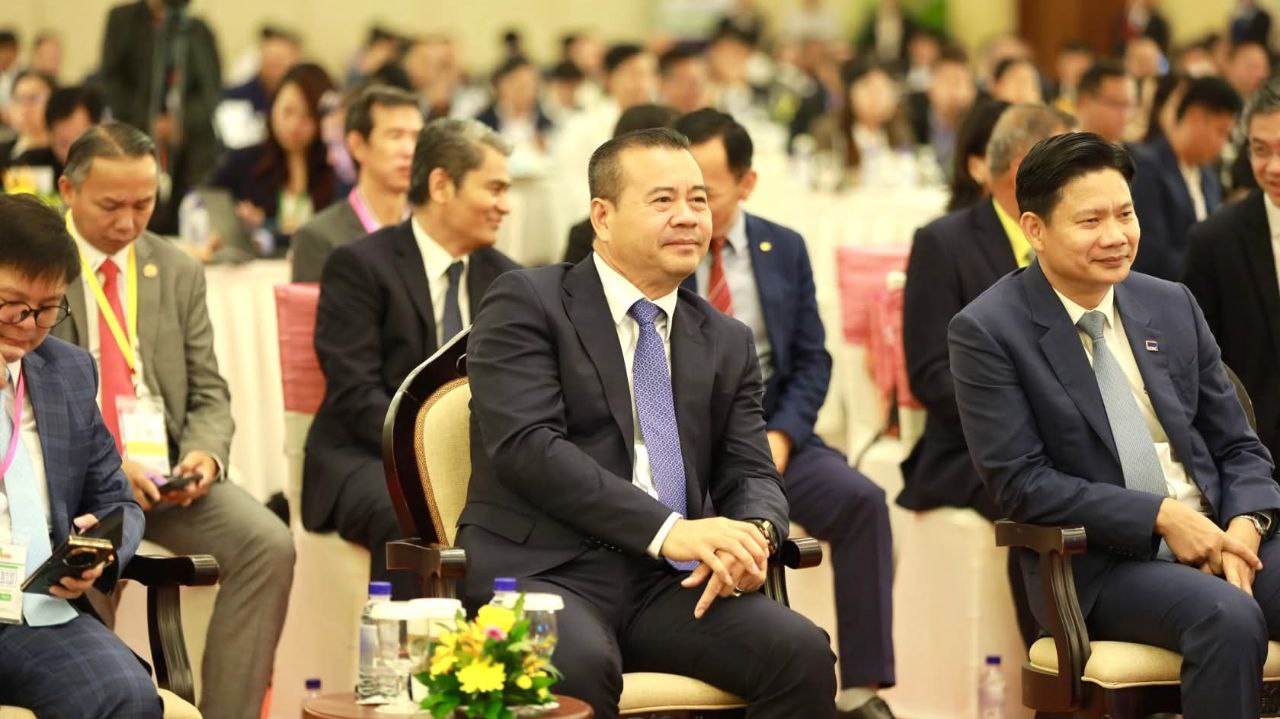 photo_2025-12-05_19-57-11