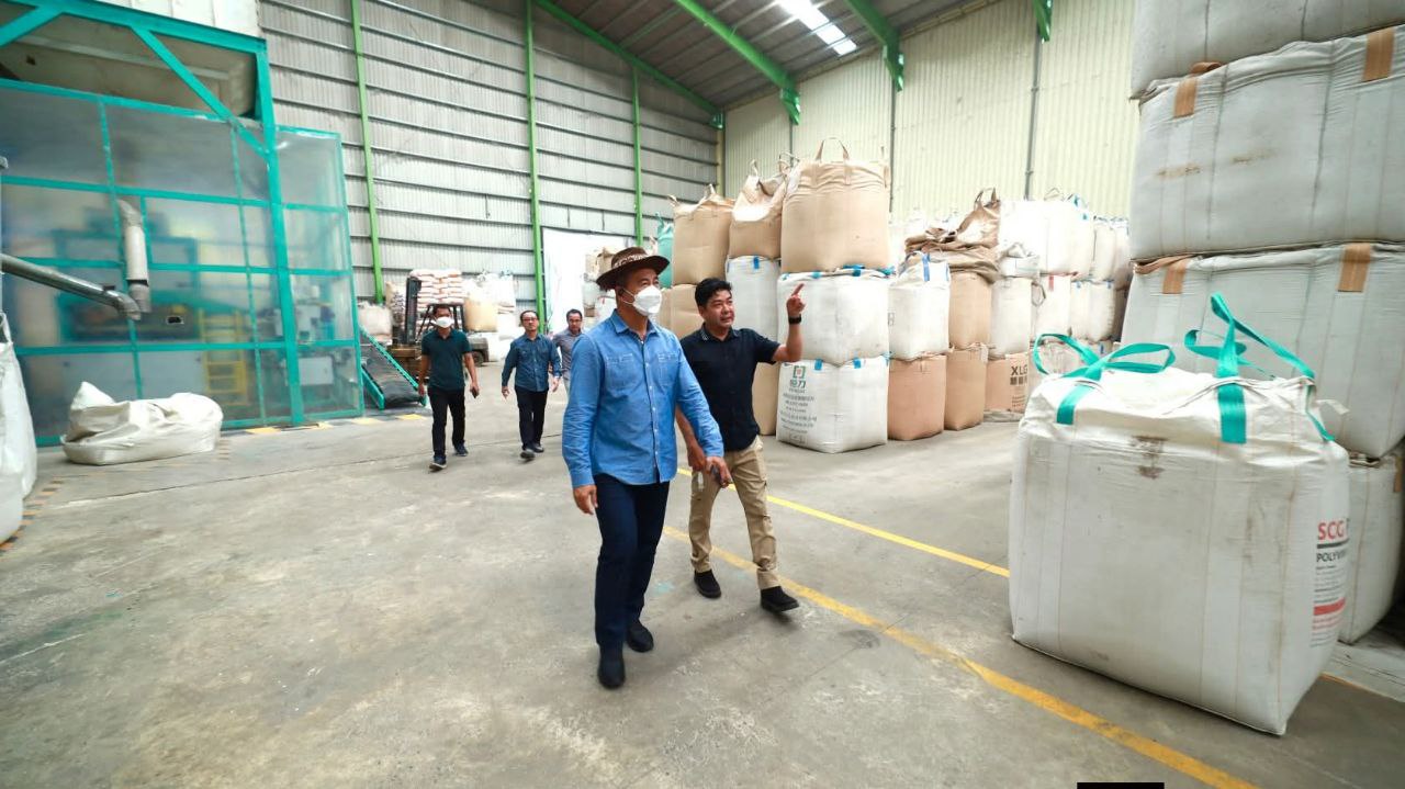 photo_2025-12-06_19-02-54